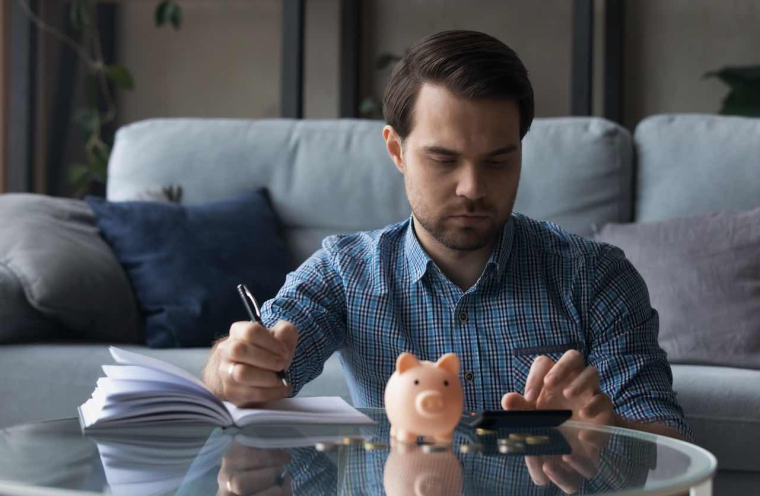 Les trois choses à savoir sur le PER individuel avant de souscrire ( Crédits : © fizkes - stock.adobe.com)