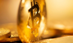 LE BITCOIN S'ENVOLE VERS 60.000 DOLLARS