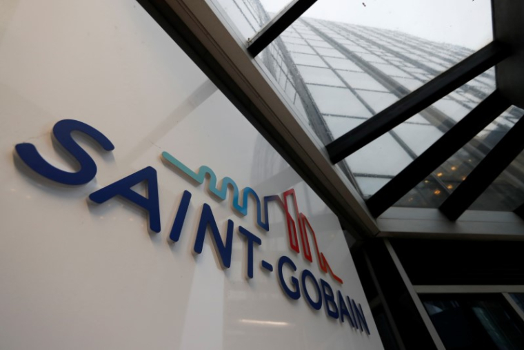 SAINT-GOBAIN CONFIANT POUR 2019, LOURDES DÉPRÉCIATIONS EN 2018