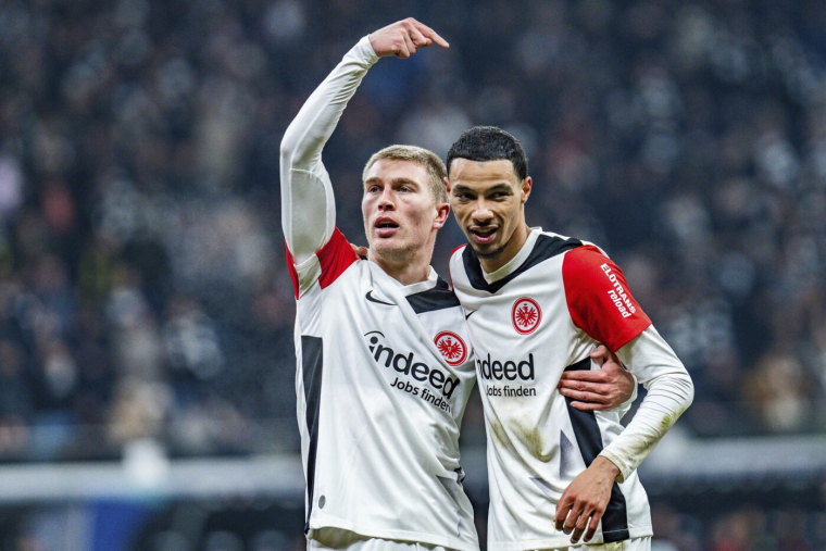 Ekitike et Francfort mettent Dortmund au supplice