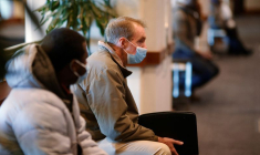 Un salon de l'emploi à l'aéroport international de Logan à Boston