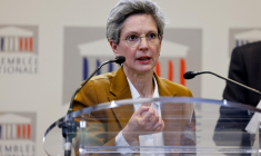 Sandrine Rousseau, le 14 avril 2023, à Paris ( AFP / LUDOVIC MARIN )