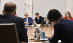 Kevin Warsh, lors du Comité monétaire de juin 2026. (Crédits: Federal Reserve)