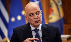 Le ministre grec de la Défense Nikos Dendias