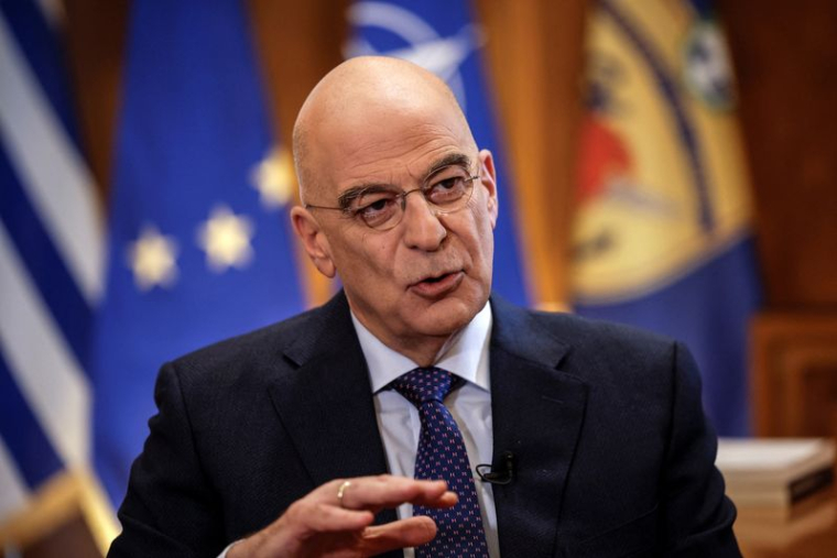 Le ministre grec de la Défense Nikos Dendias