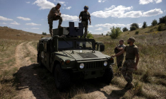 Ukrainian soldiers train in the Sumy region near the Russian border