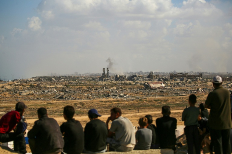 Champ de ruines à Nousseirat, dans le centre de la bande de Gaza, le 10 octobre 2025 ( AFP / Eyad BABA )