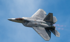Un F-22 de l'USAF, un appareil produit par Lockheed Martin. (Crédit: Mikaela Smith / US Air Force)