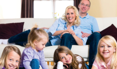 Mieux vaut anticiper sa succession en cas de famille recomposée. (© Sutterstock)