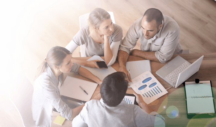 Les entreprises du CAC40 s'intéressent de plus en plus aux partenariats avec des petites entreprises, observe Raise dans une étude intitulée ''David avec Goliath''.