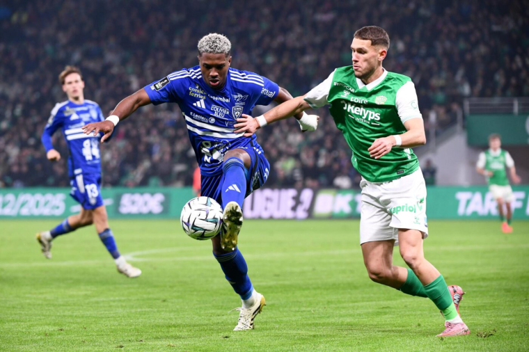 Saint-Étienne accroché par la lanterne rouge Bastia, Troyes a le champ libre