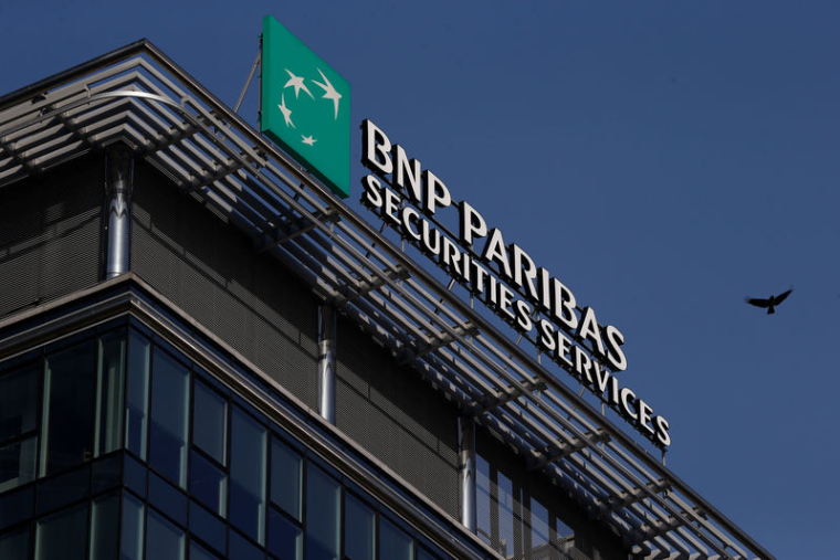 BGZ BNP PARIBAS VEUT SUPPRIMER JUSQU'À 2.200 POSTES EN POLOGNE