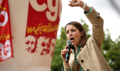 La secrétaire générale de la CGT Sophie Binet à Paris le 11 juin 2026 ( AFP / SIMON WOHLFAHRT )