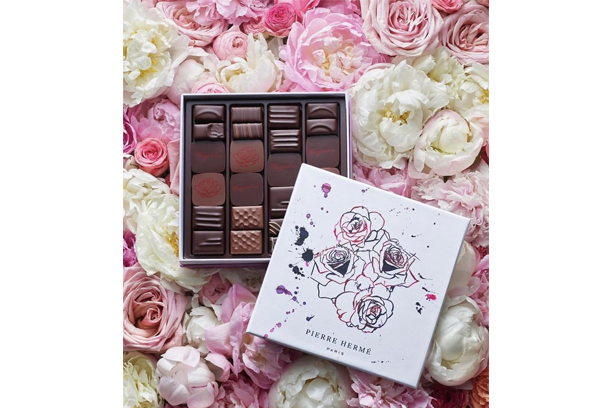 Grolet, Hermé, Michalak, Kayser… Les desserts des chefs pour la Saint-Valentin (Crédit photo : capture Instagram @pierrehermeofficial)