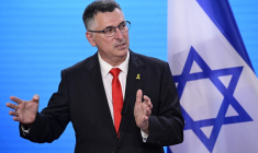 Gideon Saar à Berlin, en Allemagne, le 5 juin 2025. ( AFP / JOHN MACDOUGALL )