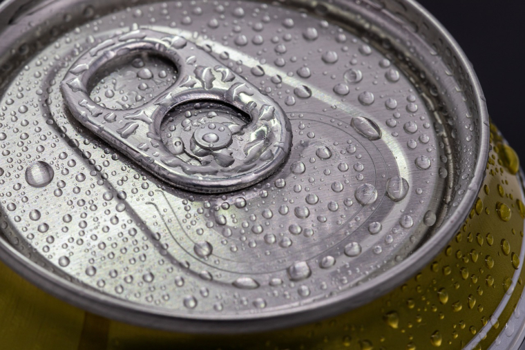 Une boisson répandue chez les jeunes inquiète les médecins et la Répression des fraudes. (illustration) (Pixabay / analogicus)