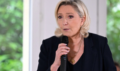 Marine Le Pen à Creutzwald, dans le nord-est de la France, le 31 janvier 2026. ( AFP / JEAN-CHRISTOPHE VERHAEGEN )