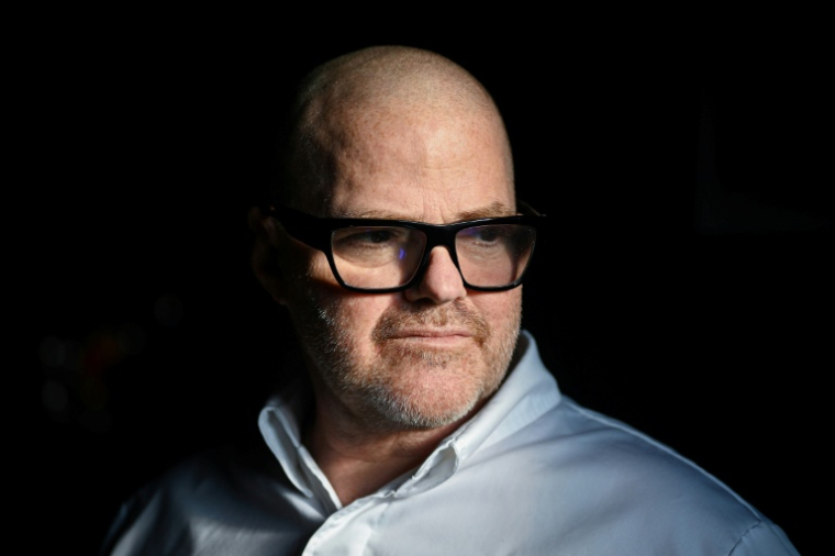 Le chef star britannique Heston Blumenthal, le 19 novembre 2025 dans le village de Bray, à l'ouest de Londres ( AFP / JUSTIN TALLIS )