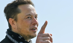 UNE MÉGA-USINE ÉLECTRISE LES RELATIONS ENTRE TESLA ET L'ALLEMAGNE