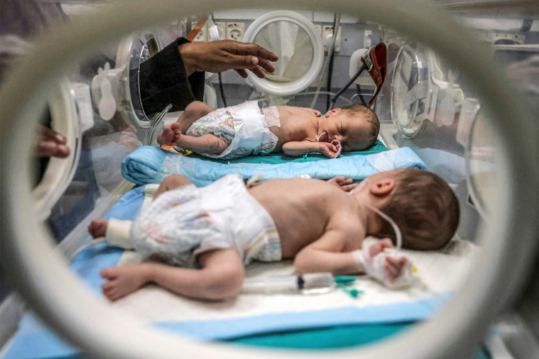 Des bébés prématurés pris en charge à l'hôpital Nasser à Khan Yunis, le 7 septembre 2026, dans les territoires palestiniens ( AFP / BASHAR TALEB )