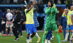 Le Brésil d'Ancelotti ira à la Coupe du monde, l'Uruguay s'en rapproche