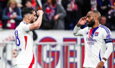 Pour Alexandre Lacazette, Rayan Cherki est de la trempe de Mesut Özil