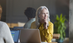 Seul le cumul emploi retraite intégral vous permet d’augmenter vos pensions de retraite mensuelles. ( crédit photo : Getty Images )