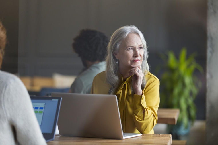 Seul le cumul emploi retraite intégral vous permet d’augmenter vos pensions de retraite mensuelles. ( crédit photo : Getty Images )