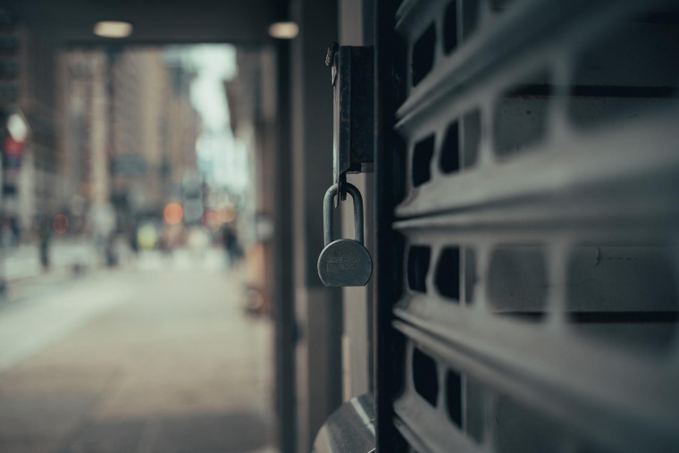 La présence de ces entrepôts dissimulés provoque des nuisances pour les riverains et de la concurrence pour les commerçants locaux. (Photo d'illustration) (Pixabay / Roberto Cortes)