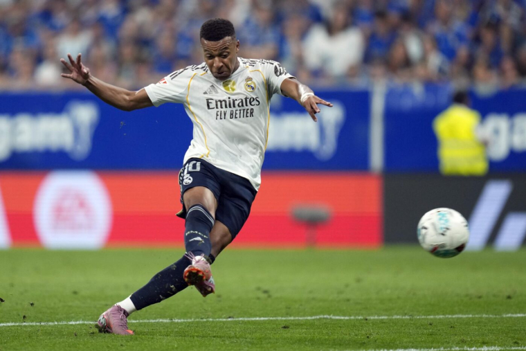 Un supporter d'Oviedo placé en garde à vue pour comportement raciste envers Mbappé