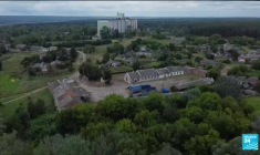 Ukraine : les agriculteurs doivent cultiver dans des champs minés