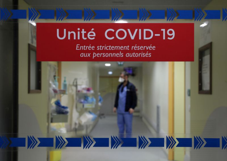 FRANCE: LES HÔPITAUX VONT PASSER EN "ORGANISATION DE CRISE", SELON LE JDD