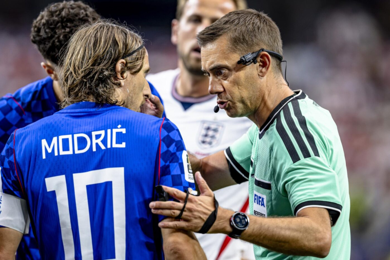 Malgré les pauses fraîcheur, on voit plus de football lors de ce Mondial