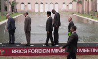 Les ministres des Affaires étrangères des BRICS posent pour une photo de famille à Rio