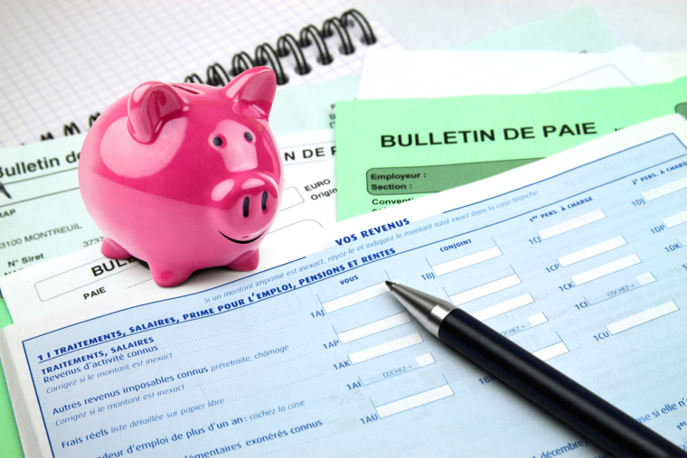 Les plus aisés paient-ils vraiment plus ? Qui parvient à échapper à l'impôt sur le revenu ? (Crédit photo: ©  PUNTOSTUDIOFOTO Lda - stock.adobe.com)