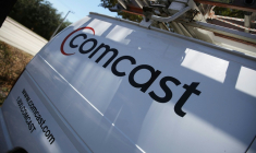 Comcast va séparer ses activités technologiques de ses activités médias, qui comprennent le groupe audiovisuel britannique Sky et la filiale NBCUniversal. ( GETTY IMAGES NORTH AMERICA / JOE RAEDLE )