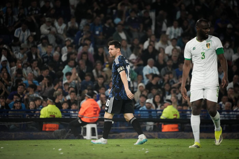 Lionel Messi poursuivi en justice pour ne pas avoir joué un match avec l’Argentine