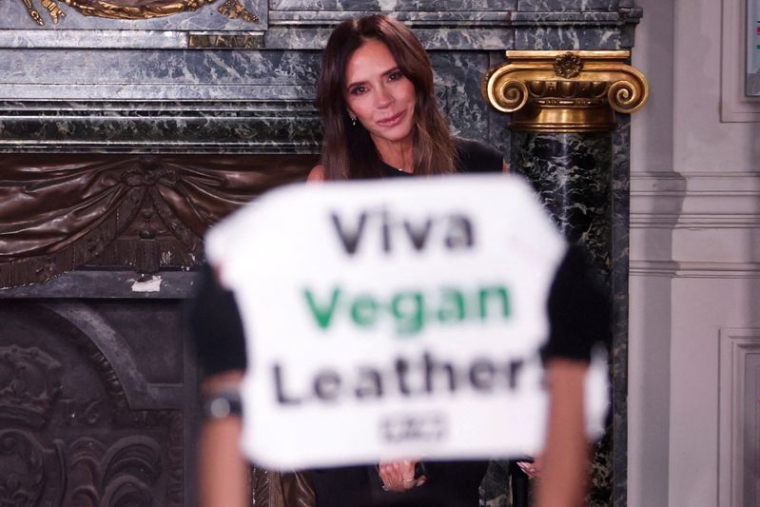 Collection automne-hiver 2024/2025 de Victoria Beckham à la Semaine de la mode de Paris