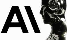 Une figurine devant le logo de la société américaine Anthropic, spécialisée dans la sécurité et la recherche en intelligence artificielle, le 13 février 2026 à Paris ( AFP / Joel Saget )