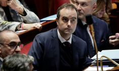 Le Premier ministre, Sébastien Lecornu, à l'Assemblée nationale, à Paris, le 17 décembre 2025 ( AFP / STEPHANE DE SAKUTIN )