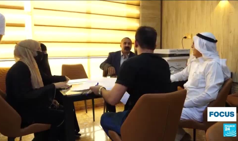 Irak : dix ans après le califat de l'EI, les familles des combattants restent stigmatisées