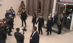 Zelensky arrive chez Dassault à Cergy-Pontoise