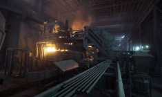 Vue générale de l'intérieur d'une usine d'acier Nucor