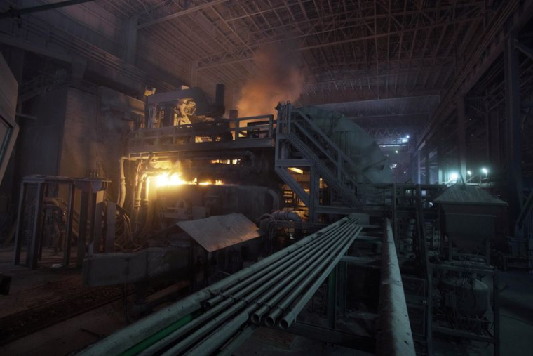 Vue générale de l'intérieur d'une usine d'acier Nucor
