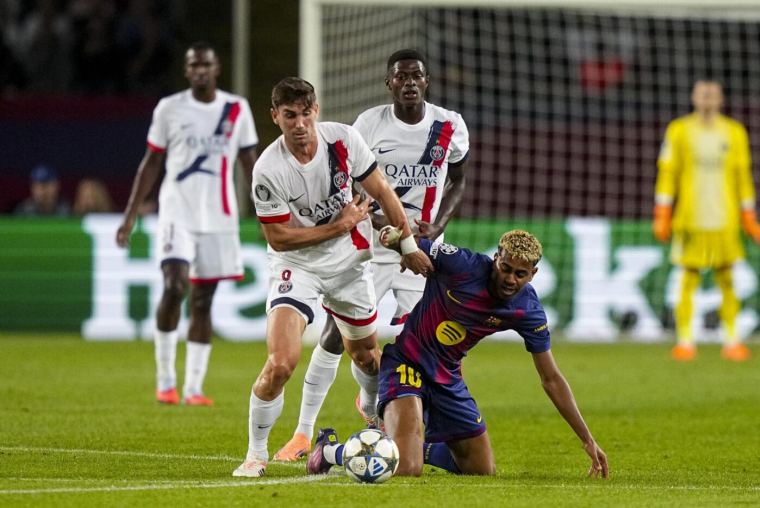 Nuno Mendes aurait-il dû être expulsé contre le Barça ?