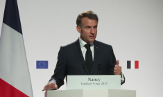 Ukraine: Poutine est du "côté de la guerre" assure Macron