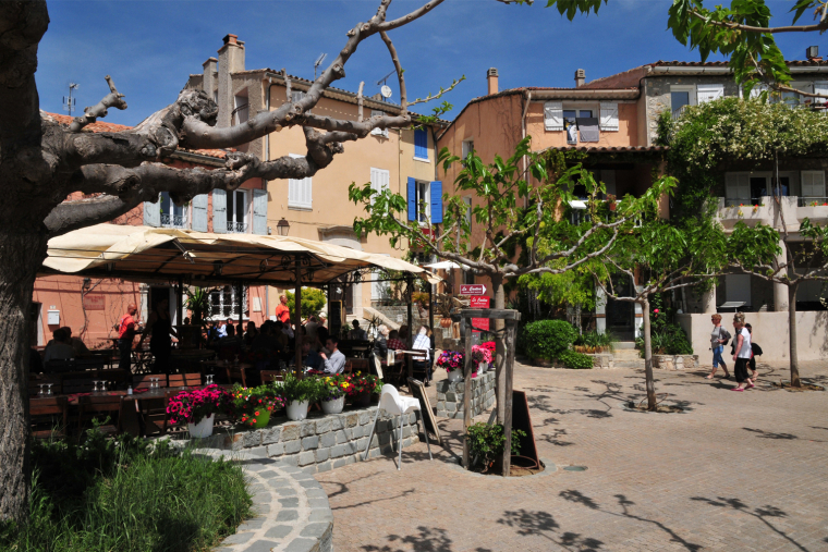 Découvrez le classement des destinations tendances sur Airbb en France. Crédit photo ; Adobe Stock