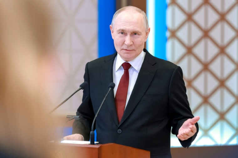 Le président russe Vladimir Poutine à Astana au Kazakhstan vendredi 29 mai ( POOL / Alexander Sherbak )
