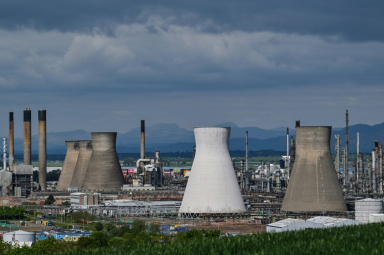 La raffinerie de Grangemouth, dans le sud de l'Ecosse, le 7 mai 2025 ( AFP / Andy Buchanan )