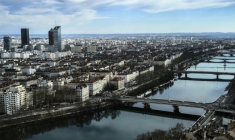 Vue aérienne de Lyon le 5 mars 2025 ( AFP / OLIVIER CHASSIGNOLE )